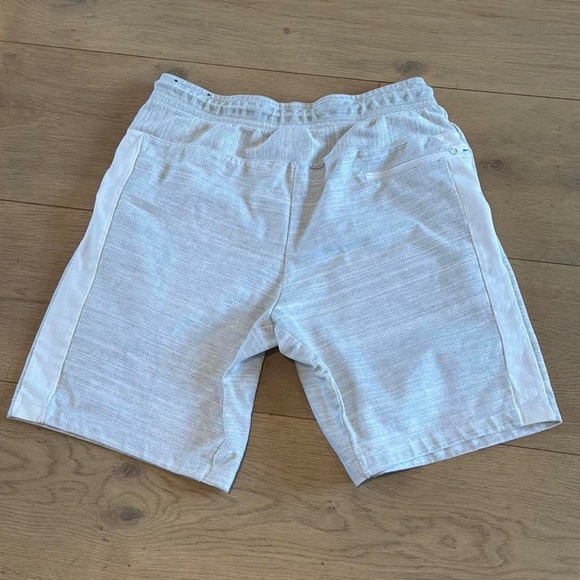 Men’s Nike Shorts - Picture 4 of 4